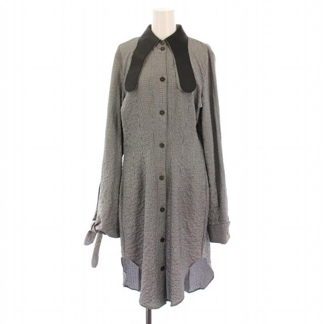 ロリータワンピース，ブラック＆ホワイト　ティアド　スタンドカラー　クラシック＆トラディション　コットン ロリータワンピース，ブラック＆ホワイト ティアド スタンドカラー