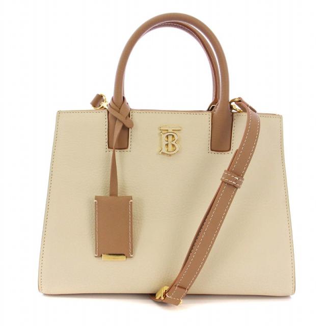 プラダ カードケース 名刺入れ サフィアーノ トライアンゴロ