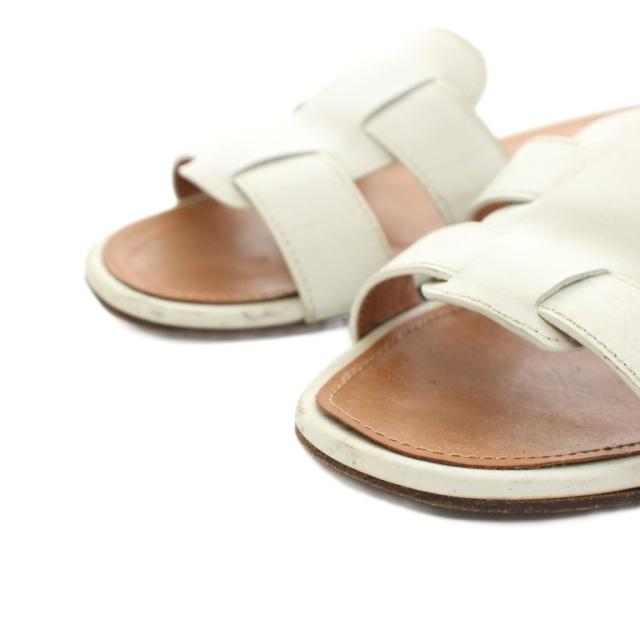 Church's ホワイト レザー ミュール サンダル チャーチ miumiu