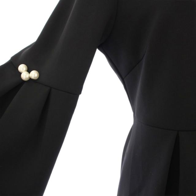 【中古】ユナイテッドアローズ SPONGYフレアスリーブワンピース タイト ひざ丈 長袖 クルーネック ストレッチ 38 黒 中古】ユナイテッドアローズ SPONGYフレアスリーブワンピース タイト