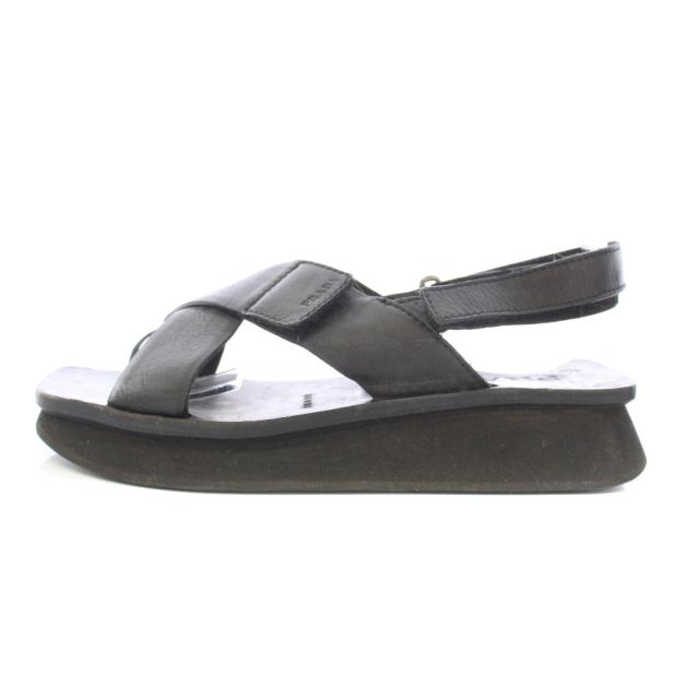 中古】プラダ PRADA ストラップサンダル スクエアトゥ 厚底 中古】プラダ PRADA ストラップサンダル スクエアトゥ 厚底
