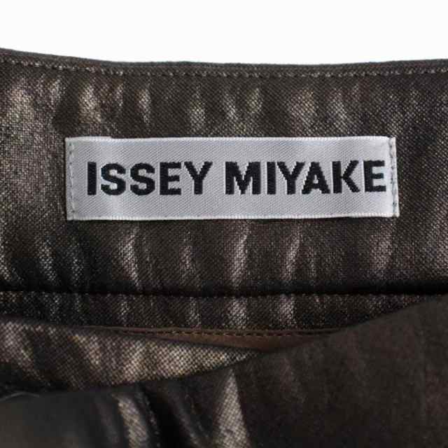 中古】イッセイミヤケ ISSEY MIYAKE フェイクレザーパンツ ジップ