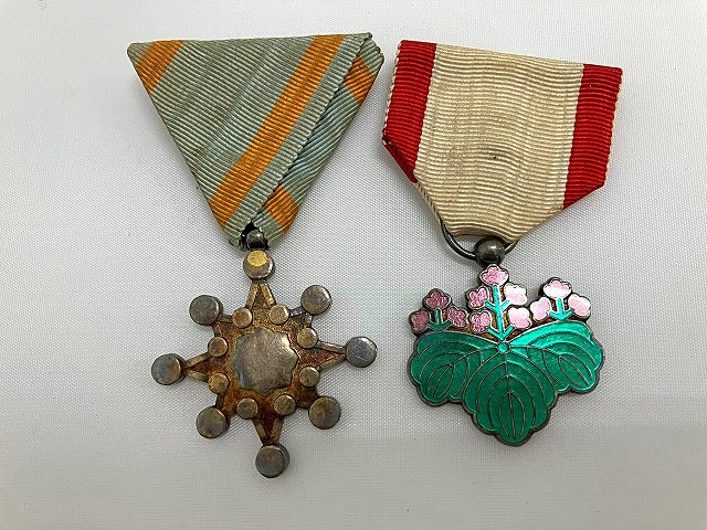 【激レア】旧日本軍やモンゴル　勲章記章まとめ7店舗 新作，HOT 旧日本軍 各種勲章 4点 まとめ 勲七等青色桐葉章 勲八等