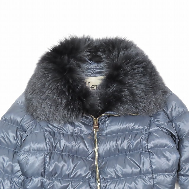 Herno ダウンジャケット ファー付き　ネイビー　40サイズ HERNO ネイビー ファー付き ダウンジャケット サイズ40 HERNO（ヘルノ
