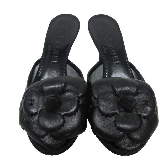 【中古】シャネル CHANEL カメリア サンダル ミュール ラムスキン ココマーク メッシュ 35.5C 黒 ブラック ■MNK3