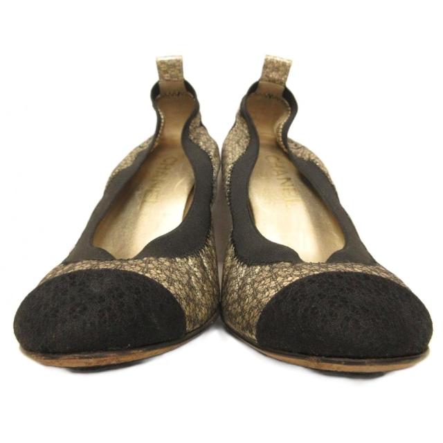 【中古】シャネル CHANEL バレー パンプス ココマーク チャンキーヒール 37.5C 黒 黒いこと シルバ—色合い IBO94