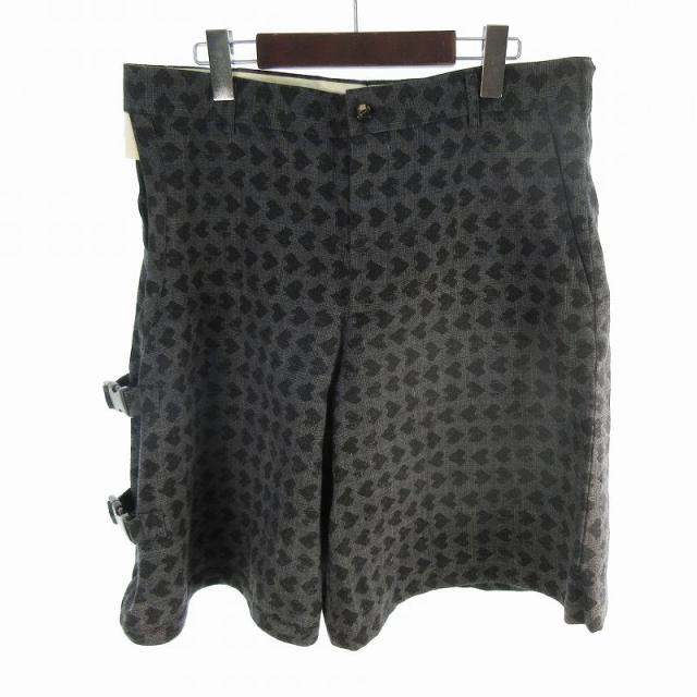 【中古】コムデギャルソンオムプリュス ワイドショーツ ショートパンツ ハーフ サイドアジャスター ハート 総柄 グレー M の通販はショートパンツ