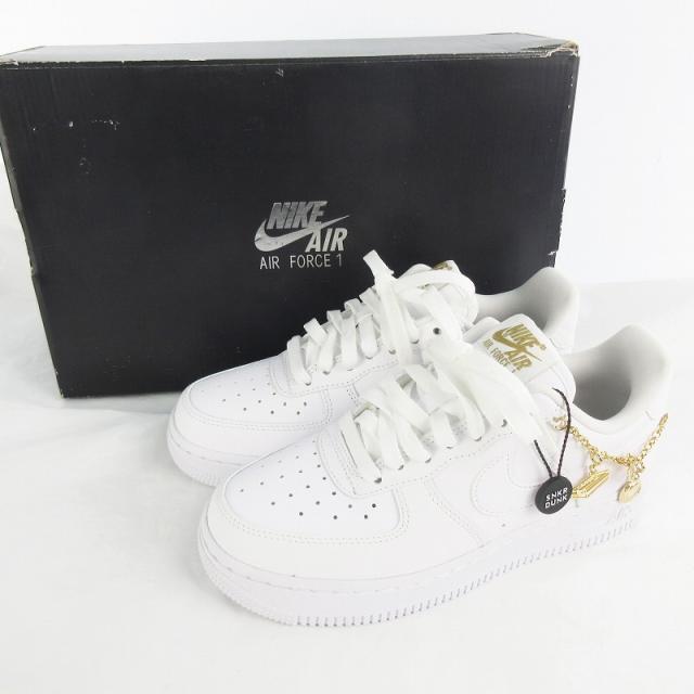 【中古】未使用品 ナイキ NIKE US5.5 22.5ｃｍ DD1525-100 WMNS AIR FORCE 1 '07 LX "WHITE PENDANT エアフォース