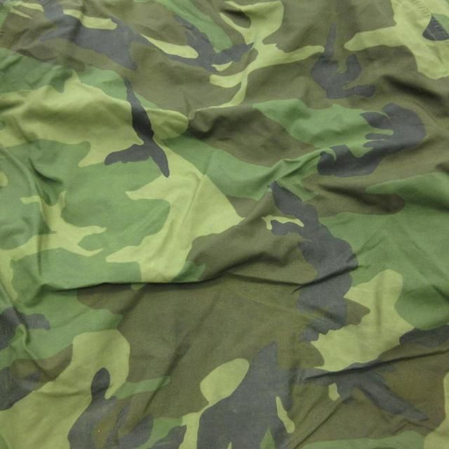 【中古】ECWCS エクワックス 90s GEN1 ゴアテックス パーカー 後期型 米軍実物 GORETEX U.S.ARMY ウッドランドカモ S-R