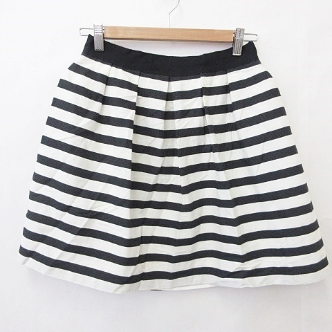 中古 未使用品 ジルスチュアート Jill Stuart フレアスカート ひざ丈 タック ボーダー 綿 黒 白 ブラック 4の通販はau Pay マーケット ブランド古着のベクトル