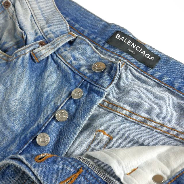 【中古】バレンシアガ BALENCIAGA カットオフ デニムショートパンツ ショーツ 28 インディゴ 509535 TYE14 国内正規 中古】バレンシアガ BALENCIAGA カットオフ デニムショートパンツ