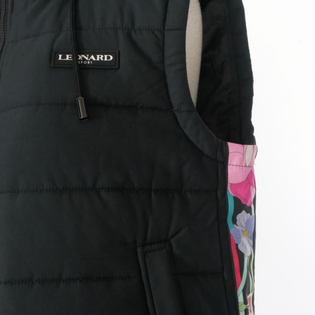 【中古】レオナール LEONARD SPORT 中綿ベスト ジャケット フーデッド 花柄 切替 40 ブラック 黒 0521283 レディース_3