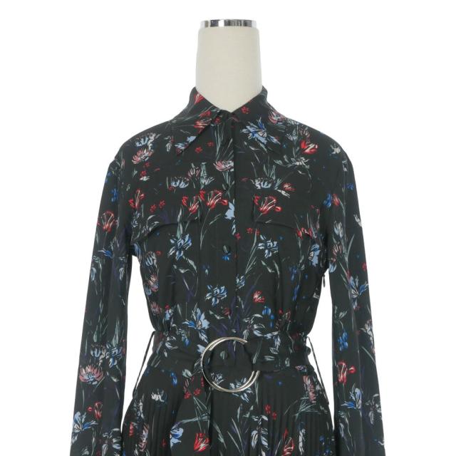 【中古】マーカスルプファー 胴締め付き添い人 花柄 ロング衣装 御召しもの 非対称 長袖 UK6 黒いこと 黒