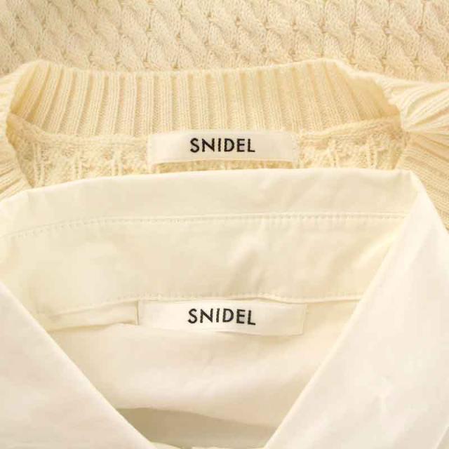 snidel(スナイデル) オフショルニットレイヤードシャツ レディース FREE  中古 古着 0227 SNIDEL（スナイデル）の「オフショルニットレイヤードシャツ