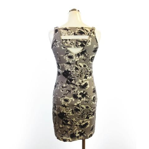 電話 リング 矛盾する Emoda ワンピース 花 柄 Konkatunavi Jp