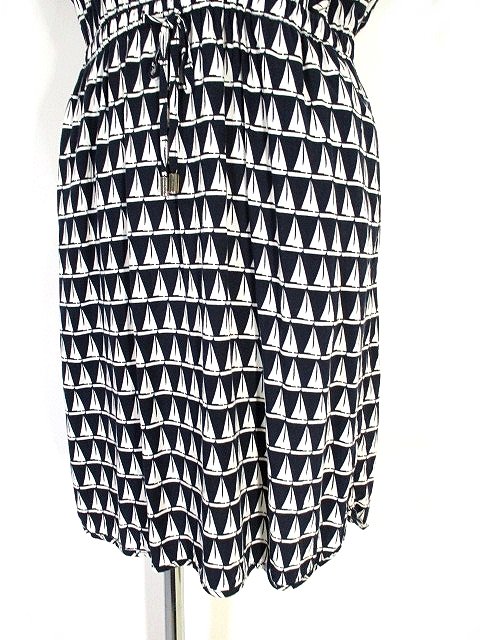 中古 ギャップ Gap 美品 ノースリーブ ワンピース 膝丈 総柄 S ネイビー ホワイト 白 レディースの通販はau Pay マーケット ブランド古着のベクトル