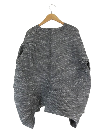 【中古】イッセイミヤケ ISSEY MIYAKE ジャケット ノーカラー 前開き 長袖 ボーダー 変形 グレー系 IM26FO675 size2 QQQ レディース 中古】イッセイミヤケ ISSEY MIYAKE ジャケット ノーカラー 前開き