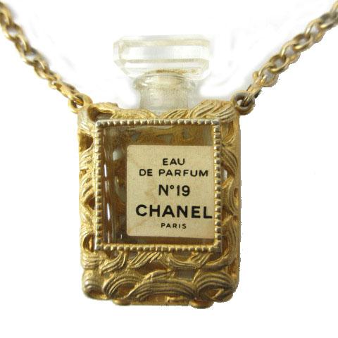 【中古】シャネル CHANEL 希少 レア ミニボトル ネックレス ペンダント ヴィンテージ トム TOM 香水 No19 ゴールド_1