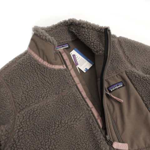 中古】未使用品 パタゴニア Patagonia ウィメンズ クラシック レトロX ジャケット 23074 ボア ロゴ 茶系 ピンク Sの通販はau  PAY マーケット - ブランド古着のベクトル | au PAY マーケット－通販サイト