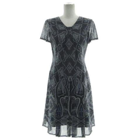 【中古】ギャバジンケーティー Gabardine K.T ワンピース 半袖 ミディ丈 タック シルク 総柄 グレー マルチカラー 9の通販は 5,000円