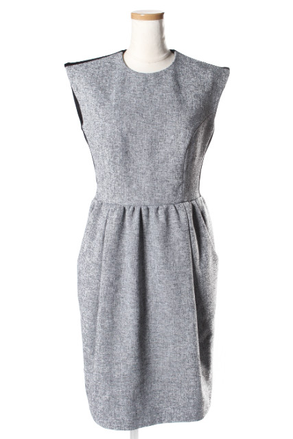 【中古】フリッカ FLICKA 16SS バック切り替え ノースリーブ ワンピース /ms0419 レディースの通販は 5,000円