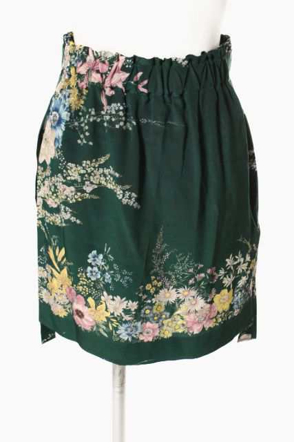 ヌメロヴェントゥーノ　N°21 花柄スカート