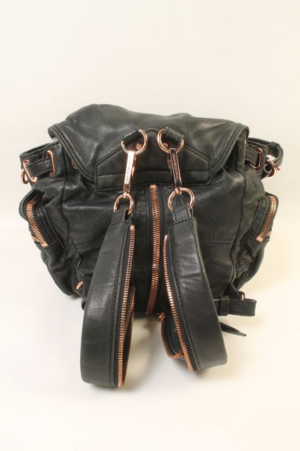 中古】アレキサンダーワン ALEXANDER WANG リュックサック MINI MARTI BACKPACK 3WAY レザー 黒 ブラック  /an0607 レディースの通販はau PAY マーケット - ブランド古着のベクトル | au PAY マーケット－通販サイト