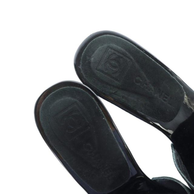 【中古】シャネル CHANEL サンダル ミュール ロゴ ココマーク ハイヒール スエード エナメル 35 22.5cm 黒 ブラック