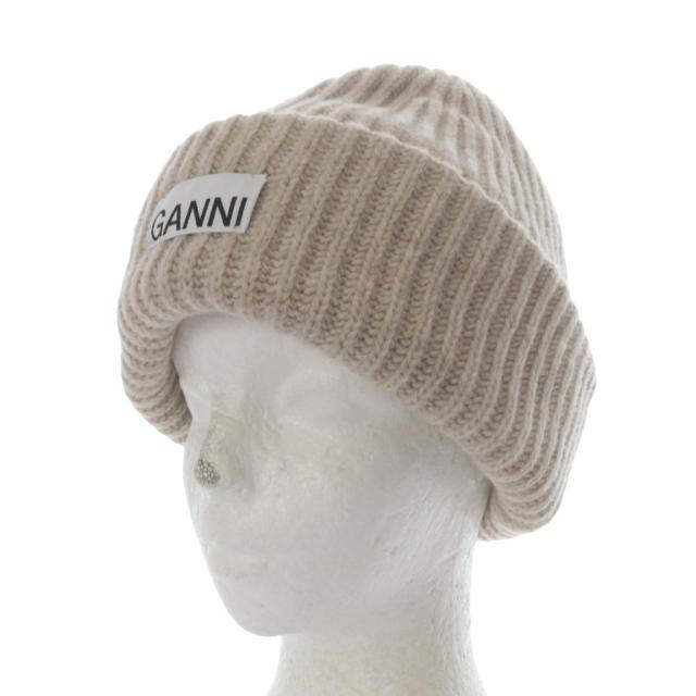 GANNI ベージュ ニット帽 新品タグ付き 中古】ガニー GANNI 帽子 ニット帽 ビーニー ロゴ ベージュ /YO17