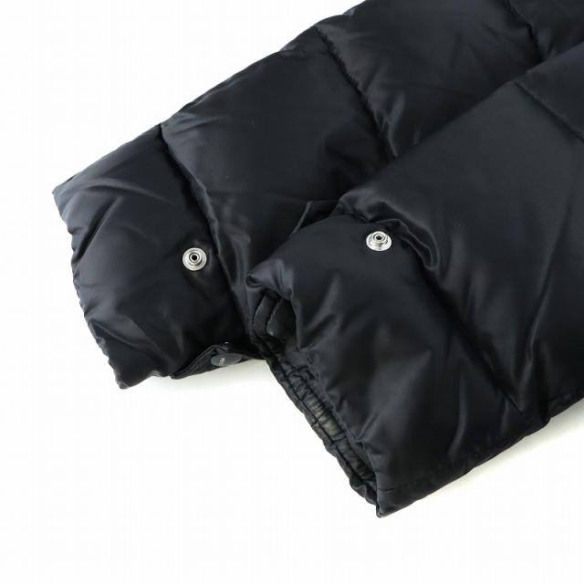 【中古】フェンディ FENDI ダウンジャケット フェイクファー 切替 ジップアップ ズッカ柄 42 L 黒 FJ5724 ZBD 中古】フェンディ FENDI ダウンジャケット フェイクファー 切替 ジップ