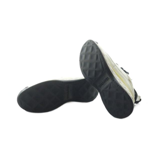 【中古】シャネル CHANEL スニーカー シューズ ココマーク マトラッセソール スエード レザー 39.5 24.5cm 白 G35617