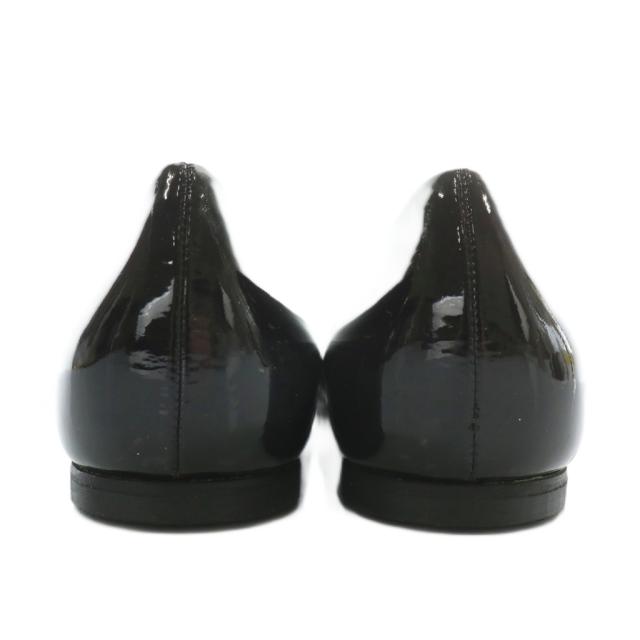 【中古】Salvatore Ferragamo パンプス フラットシューズ エナメル ラウンドトゥ ロゴ ゴールド金具 7.5 24.5cm 黒