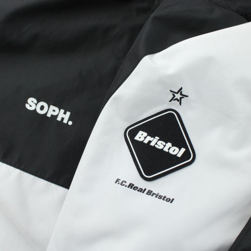 【中古】エフシーレアルブリストル F.C.Real Bristol FCRB BIG STAR TRAINING JACKET マウンテンパーカ ブルゾン S