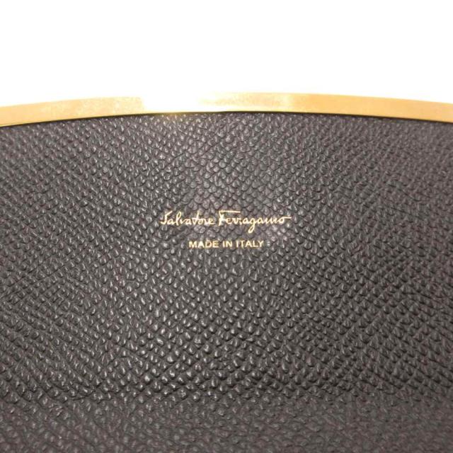 【中古】サルヴァトーレフェラガモ Salvatore Ferragamo 長財布 ウォレット レザー シボ ガンチーニフック ブラック