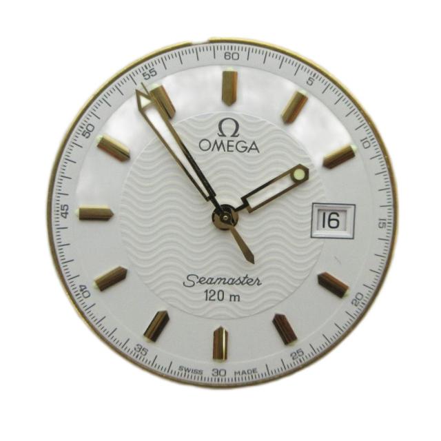 【中古】オメガ OMEGA ジャンク品 腕時計 ムーブメントのみ 白文字盤 カレンダー付き デイト ロゴ ゴールド色