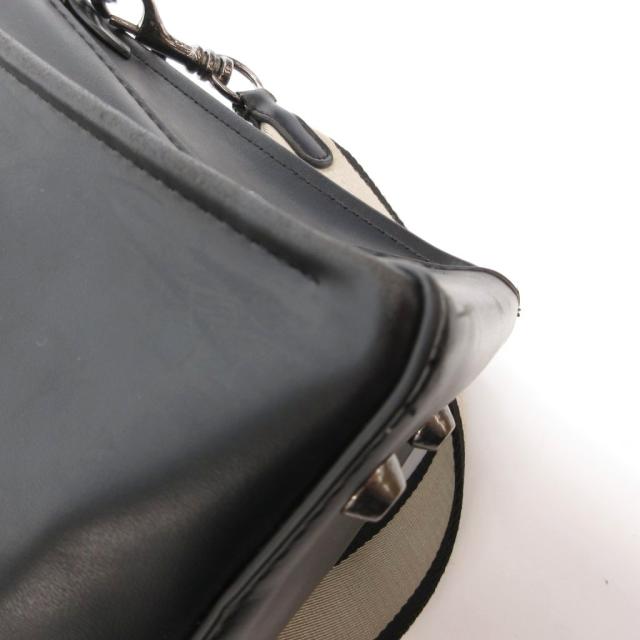 【中古】ヌメロヴェントゥーノ N°21 ショルダーバッグ お手手 2way なめし革 ロゴタイプ ミニ 黒 黒いこと