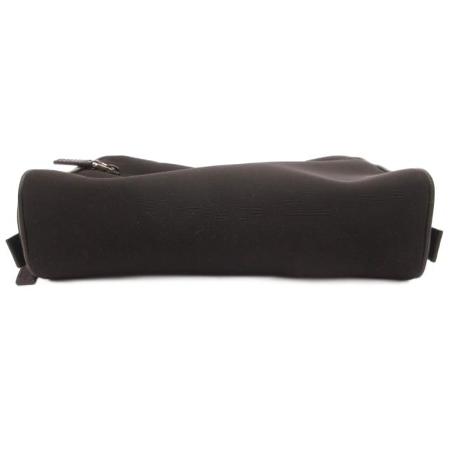【中古】グッチ GUCCI クラッチペダル御徒面子 二つ目 帆布 ロゴタイプ本塁 黒 黒いこと 018-1607 002404 /JS ■GY18