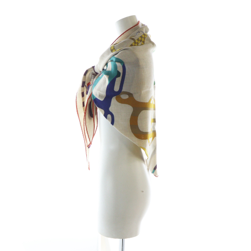 中古】未使用品 エルメス トライアングル ジェアン スカーフ モダンな