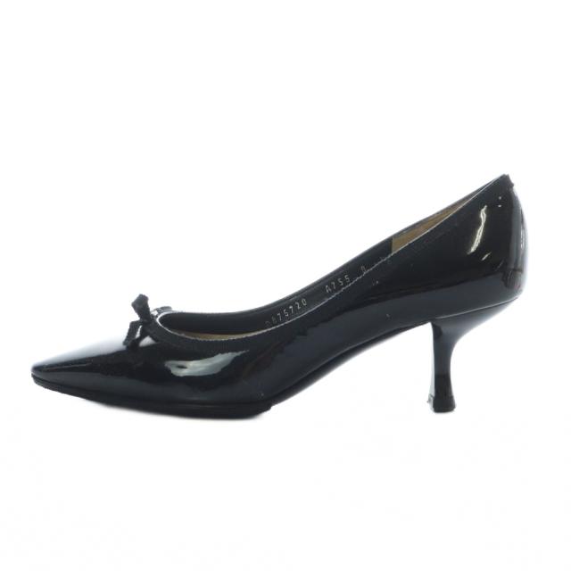 美品 フェラガモ パンプス エナメルレザー MY MUSE 黒 ブラック リボン フェラガモ エナメル パンプス サルヴァトーレフェラガモ エナメル 5C