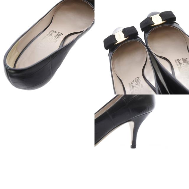 【中古】サルヴァトーレフェラガモ Salvatore Ferragamo ヴァラリボン 型押し なめし革パンプス 5 黒 /SR レディース
