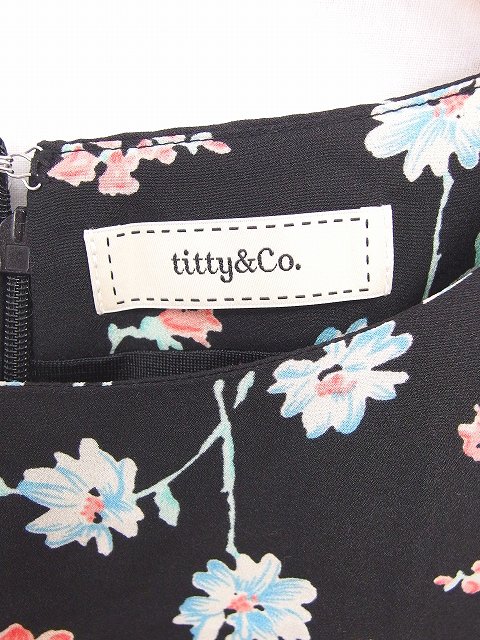 中古 ティティー コー Titty Co ワンピース チュニック 花柄 フレア 半袖 F 黒 赤 ブラック レッド Tt7 レディースの通販はau Pay マーケット ブランド古着のベクトル