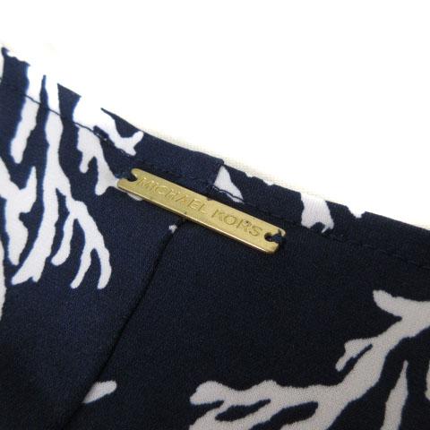 中古 マイケルマイケルコース Michael Michael Kors ワンピース フレア 総柄 ノースリーブ Xs 紺 白 レディースの通販はau Pay マーケット ブランド古着のベクトル