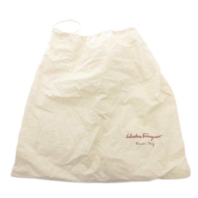 【中古】サルヴァトーレフェラガモ Salvatore Ferragamo ヴァラリボン パンプス パテントレザー ラウンドトゥ 5 赤