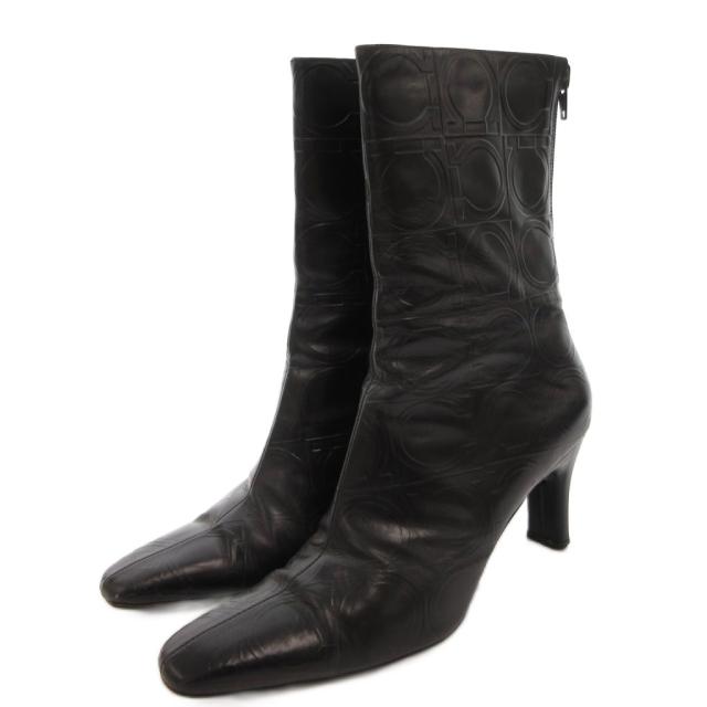 【中古】サルヴァトーレフェラガモ Salvatore Ferragamo バックジップ ショートブーツ ガンチーニ レザー 6.5 黒