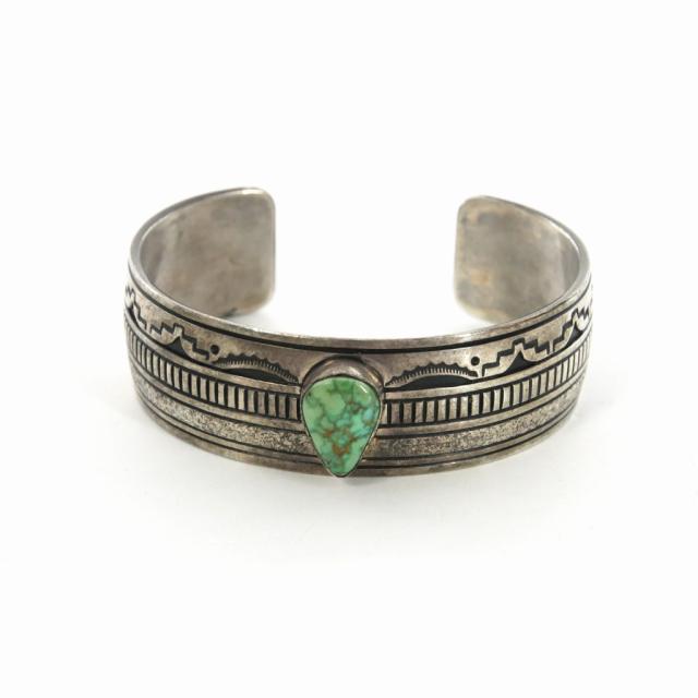 【中古】インディアンジュエリー INDIAN JEWELRY ナバホ族 ターコイズ バングル ブレスレット シルバー CJ刻印 メンズの通販は