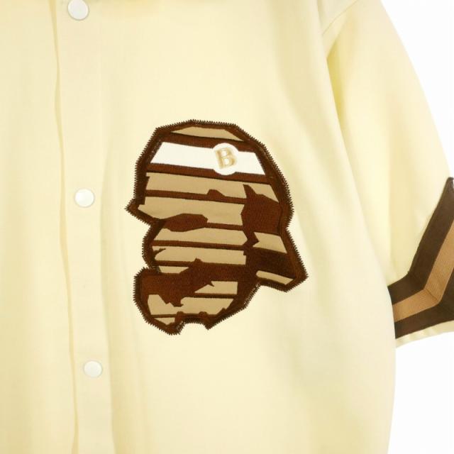 【中古】アベイシングエイプ A BATHING APE ゲームシャツ 半袖 M べージュ メンズ 中古】アベイシングエイプ A BATHING APE ゲームシャツ 半袖 M べ