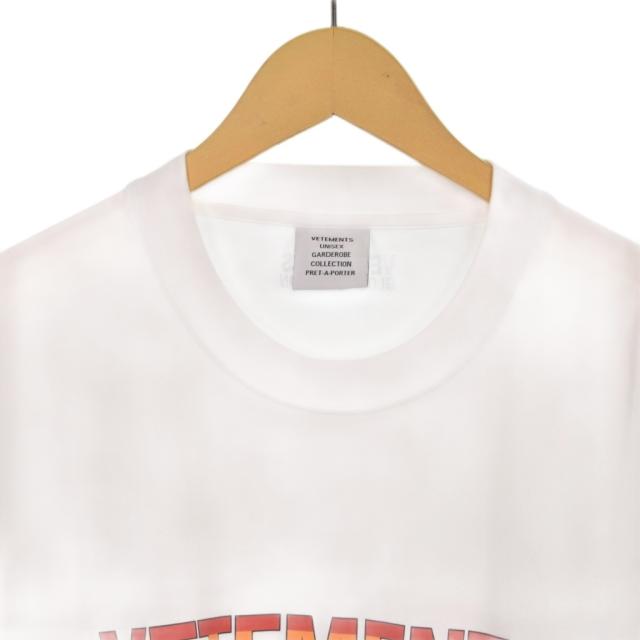 【中古】ヴェトモン VETEMENT 21AW レインボー ThinkGlobally ロゴ プリント Tシャツ 半袖 M ホワイト UA52TR290X 中古】ヴェトモン VETEMENT 21AW レインボー ThinkGlobally ロゴ