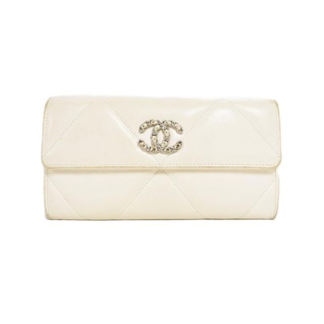 【中古】シャネル CHANEL シャネル19 ココマーク 長財布 ロングウォレット 白 ホワイト ☆AA★ レディース