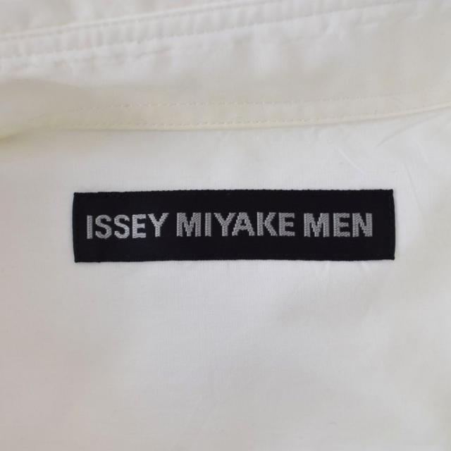 【中古】ISSEY MIYAKE シャツ 長袖 襟付き 無地 フロントボタン 胸ポケット 2 白 ホワイト ME83FJ250 メンズ_2