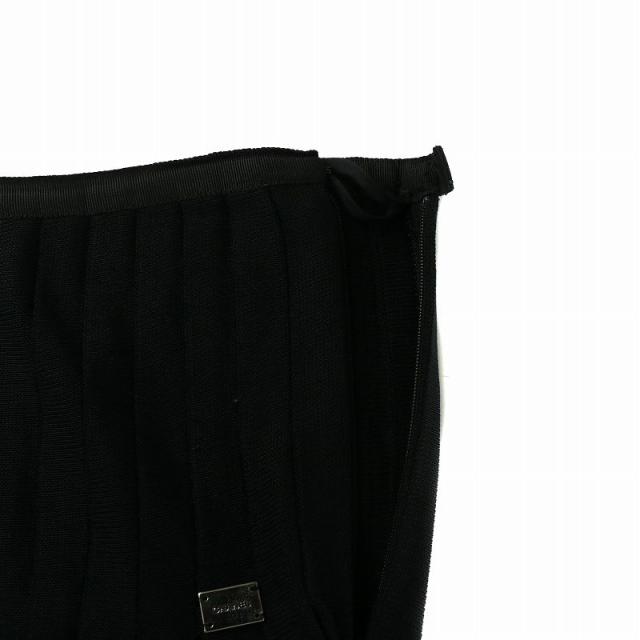 【中古】シャネル CHANEL ニットプリーツスカート ひざ丈 ロゴプレート 40 M 黒 ブラック P19165V01094 /XZ ■GY17_3